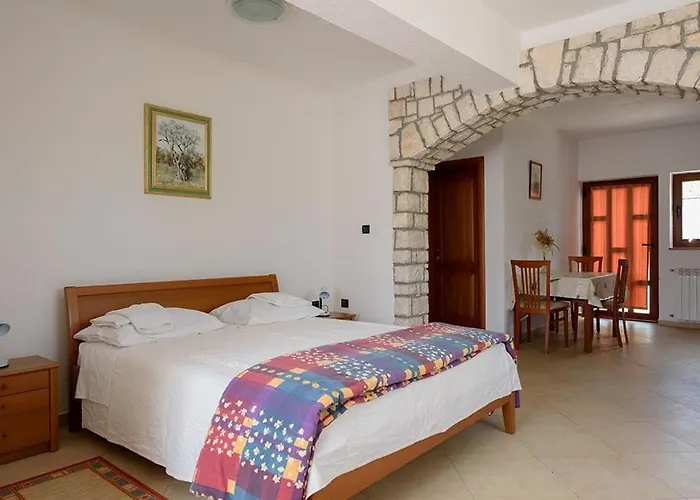 Apartmán Nice, Comfortable Cristian With Terrace *