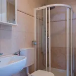 Διαμέρισμα Nice, Comfortable Cristian With Terrace