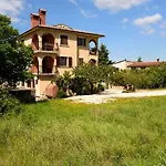 Nice, Comfortable Cristian With Terrace Apartman
