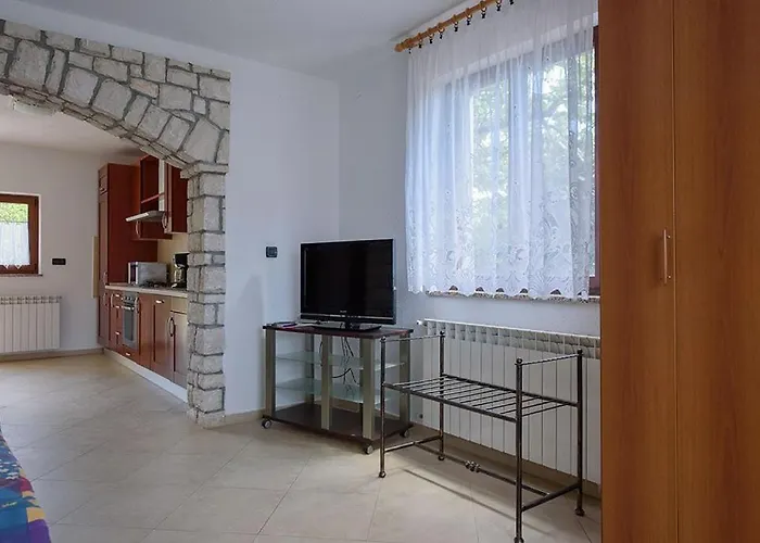 Nice, Comfortable Cristian With Terrace Lejlighed